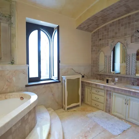 Ruggieri Villa